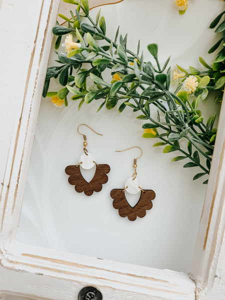 Walnut Scalloped Pearlized Earrings