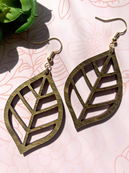 Lennon Magnolia Tree Leaf Earrings