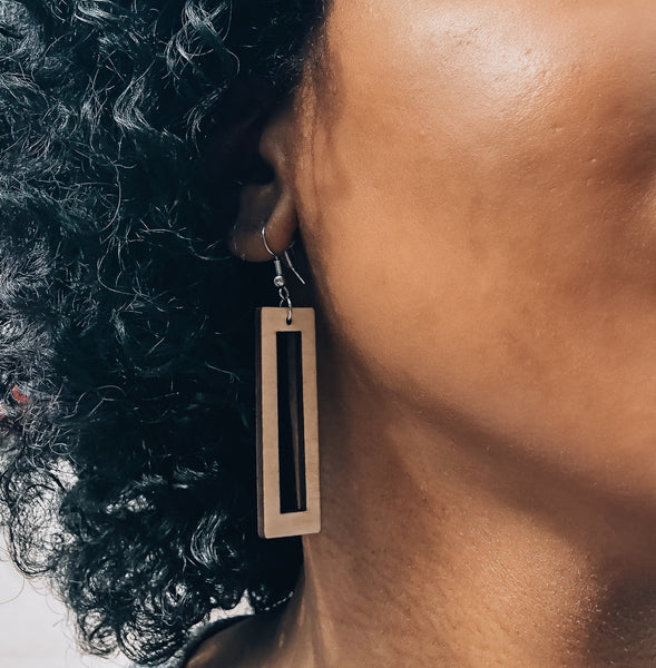 Tia Natal Hollow Bar Earrings